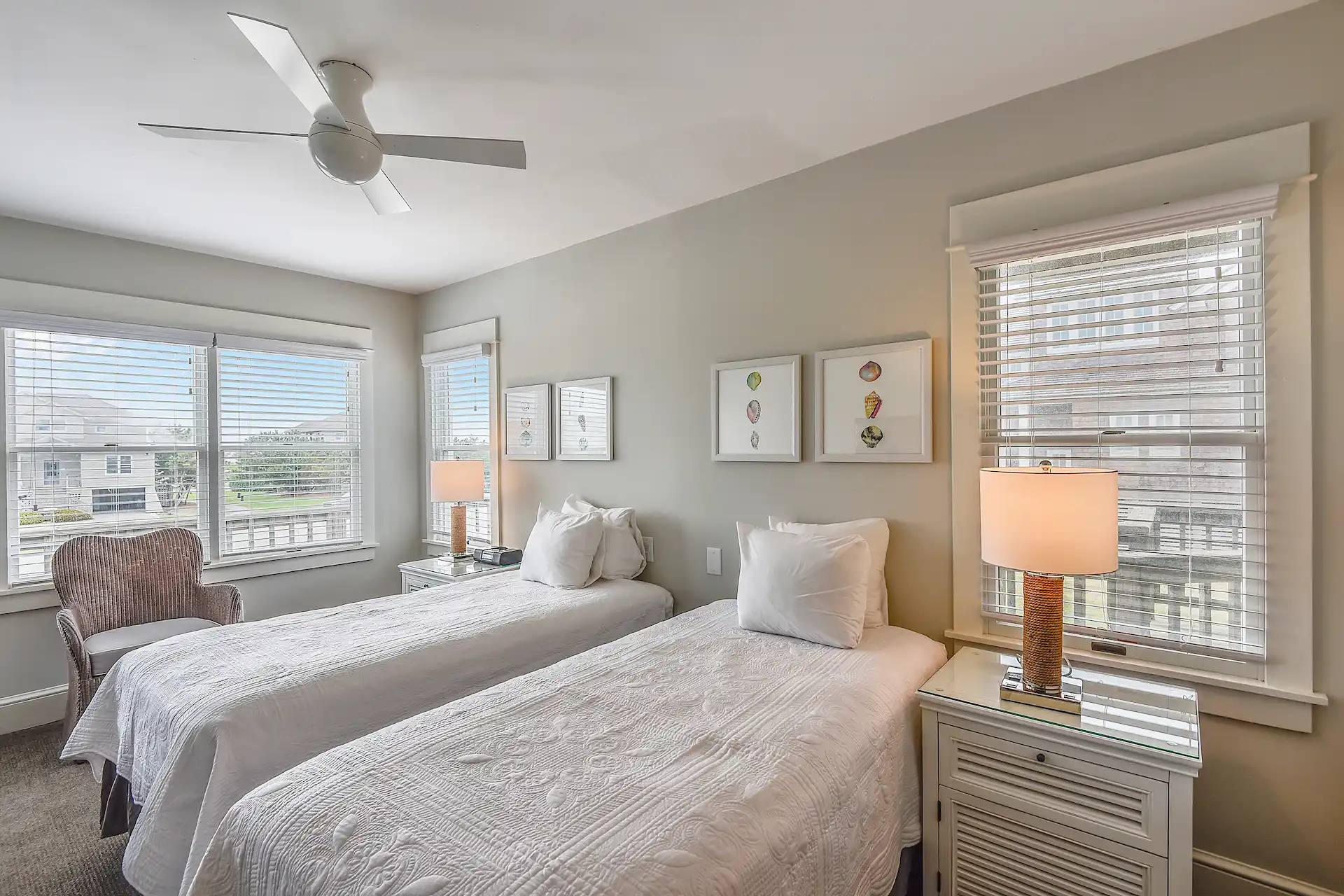 Bedroom in Caffey House 6 Bedroom Residence with twin beds